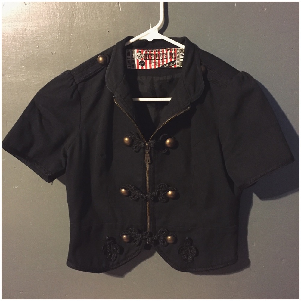 🎈Cirque 21/Forever 21 ringmaster cropped jacket